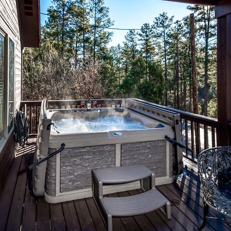 Fifth Dimension, 2 Bedrooms, Wifi, Hot Tub, Game Table, Grill, Sleeps 4 Руідозо Екстер'єр фото