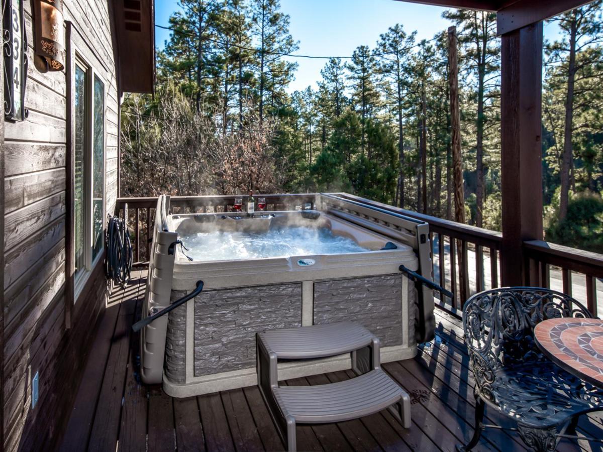 Fifth Dimension, 2 Bedrooms, Wifi, Hot Tub, Game Table, Grill, Sleeps 4 Руідозо Екстер'єр фото