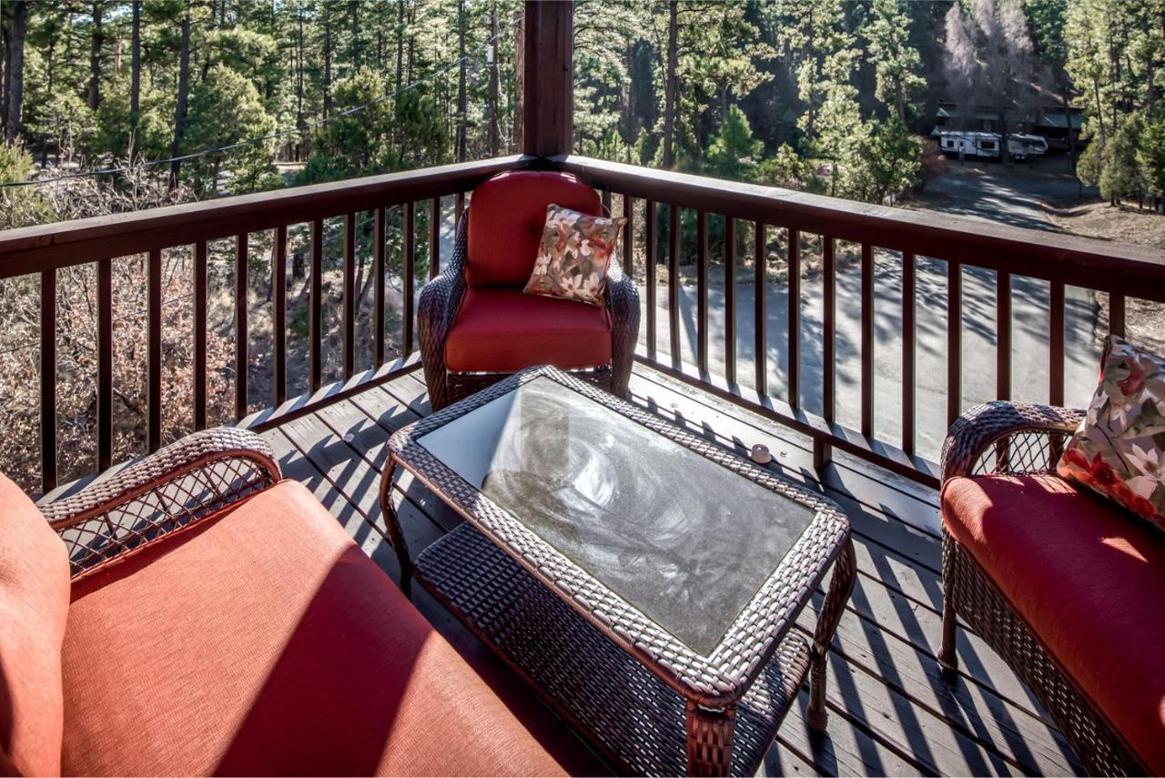 Fifth Dimension, 2 Bedrooms, Wifi, Hot Tub, Game Table, Grill, Sleeps 4 Руідозо Екстер'єр фото